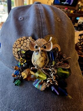 Embellished Owl Statement Brooch HAT- Multicolor